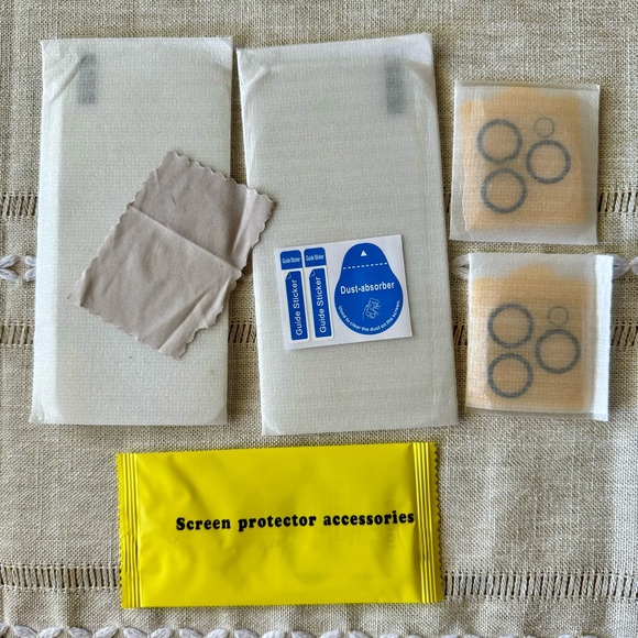 📱2 Screen & Camera Protectors iPhone 15 Pro📱 🆕 - Picture 2 of 10